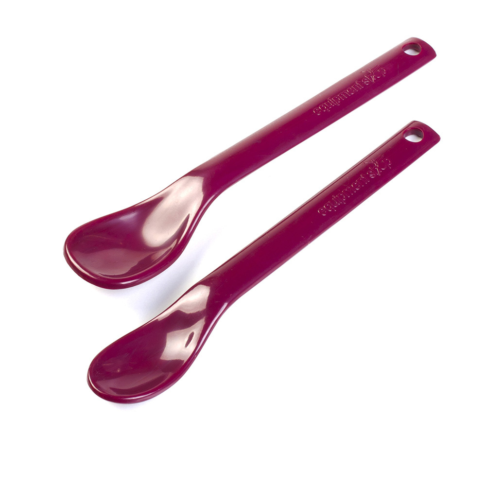 maroon spoon